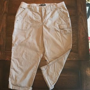 Gray Lee relaxed fit capris